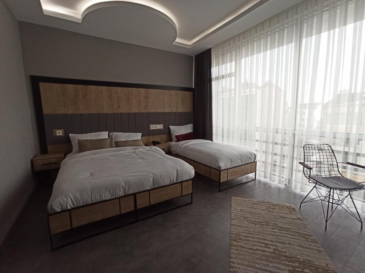Hotel Skylon Airport